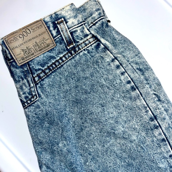 Vintage Stone Washed Levi’s 900 Series Mom Jeans-Levi’s 900 Series - Picture 2 of 16